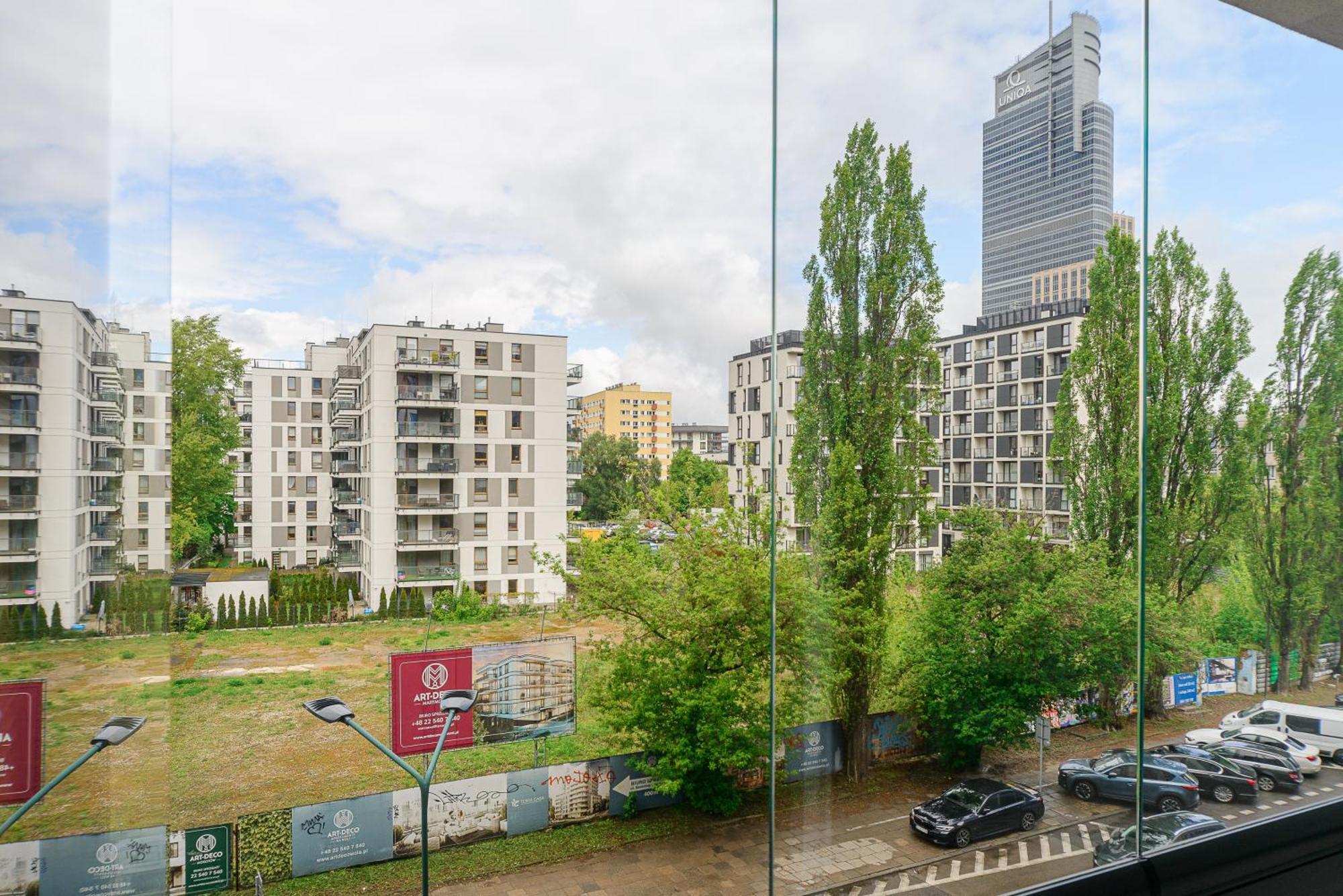 Cozy Family Apartments With Balcony Near Zlote Tarasy Варшава Экстерьер фото