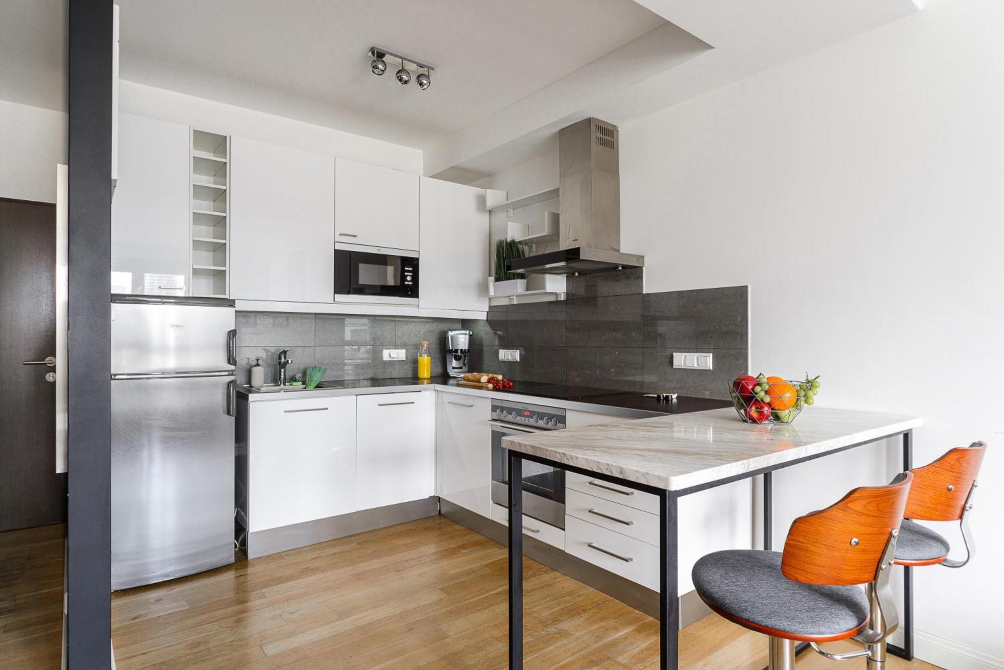 Cozy Family Apartments With Balcony Near Zlote Tarasy Варшава Экстерьер фото